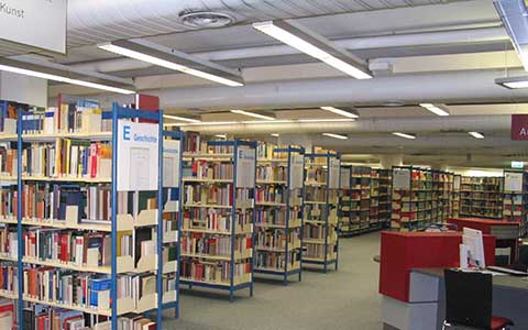 Bild Bibliothek 3